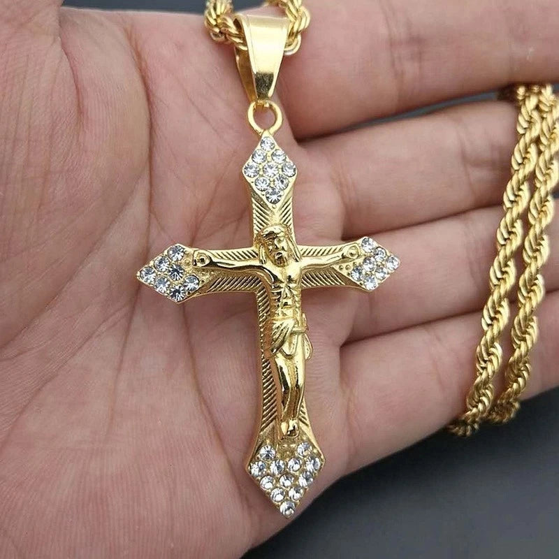 Colar Vintage Hip Hop Jesus Cross 18K Zircon: O Toque Supremo de Estilo e Fé”