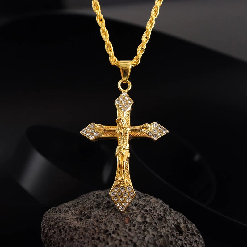 Colar Vintage Hip Hop Jesus Cross 18K Zircon: O Toque Supremo de Estilo e Fé”