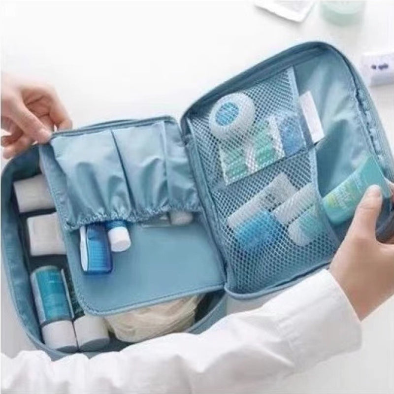 Bolsa de Cosméticos JORGE: Elegância e Proteção em Cada Detalhe para Suas Viagens